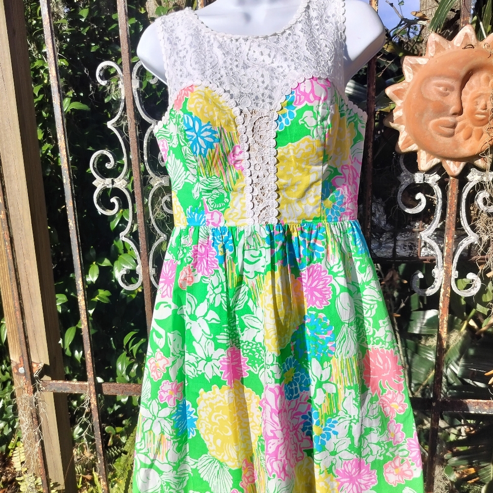 Lily Pulitzer vintage white lace trimmed sundress size 2